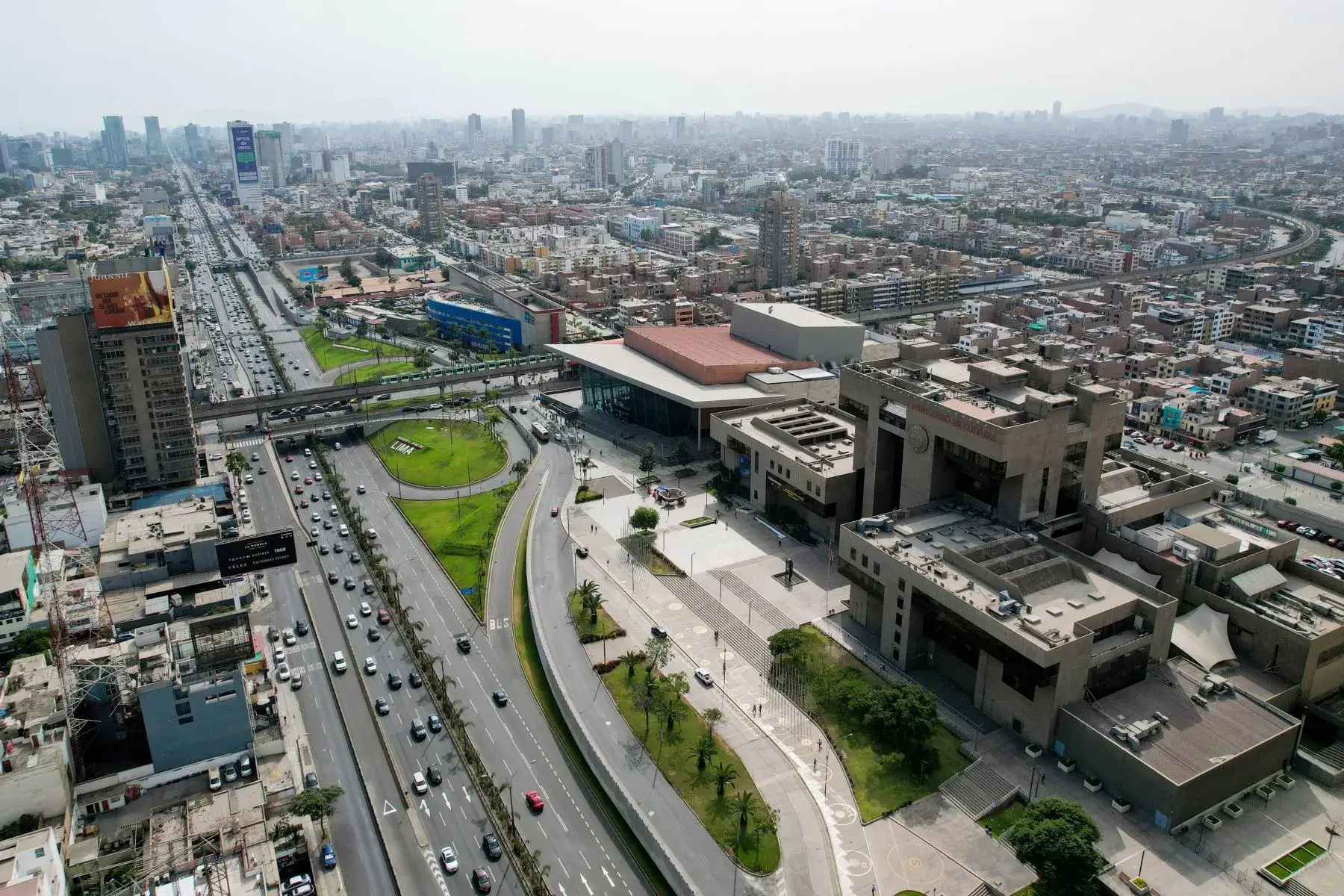 Incertidumbre y riesgos globales: impacto en la economía peruana
