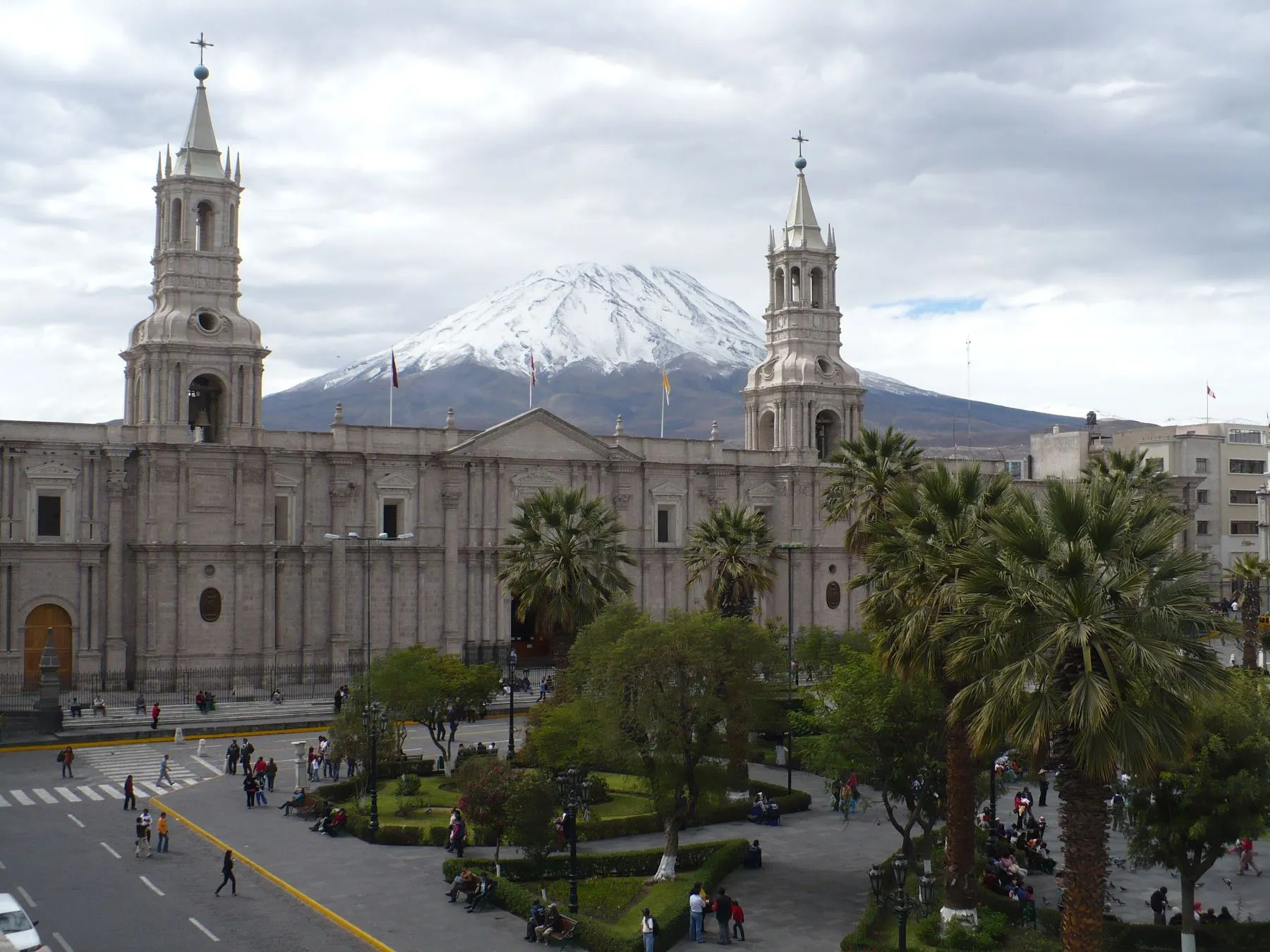 Vulnerabilidad económica y generación de ingresos sostenibles en Arequipa